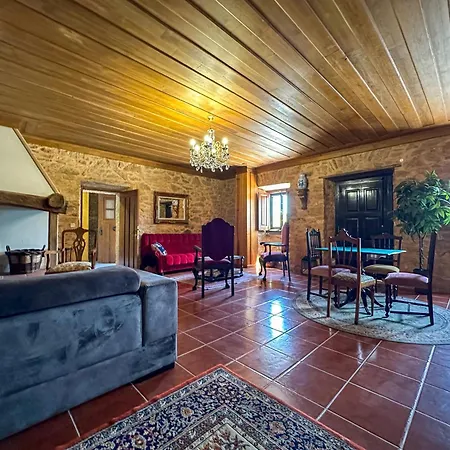 Casalinho Do Outeiro Holiday home *