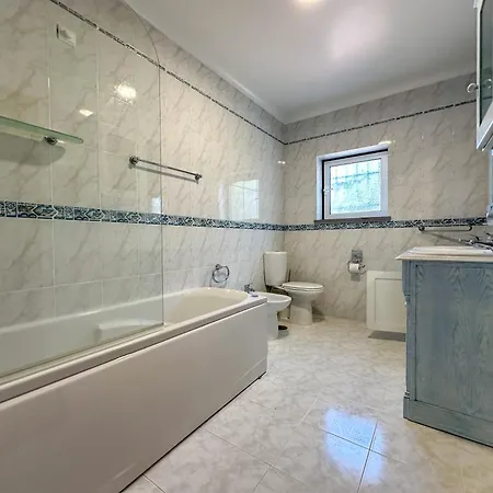 Holiday home Casalinho Do Outeiro