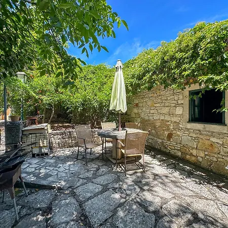 Casalinho Do Outeiro Tatil Evi